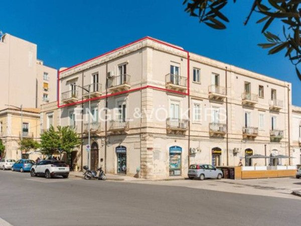 appartamento in vendita a Siracusa in zona Centro Città