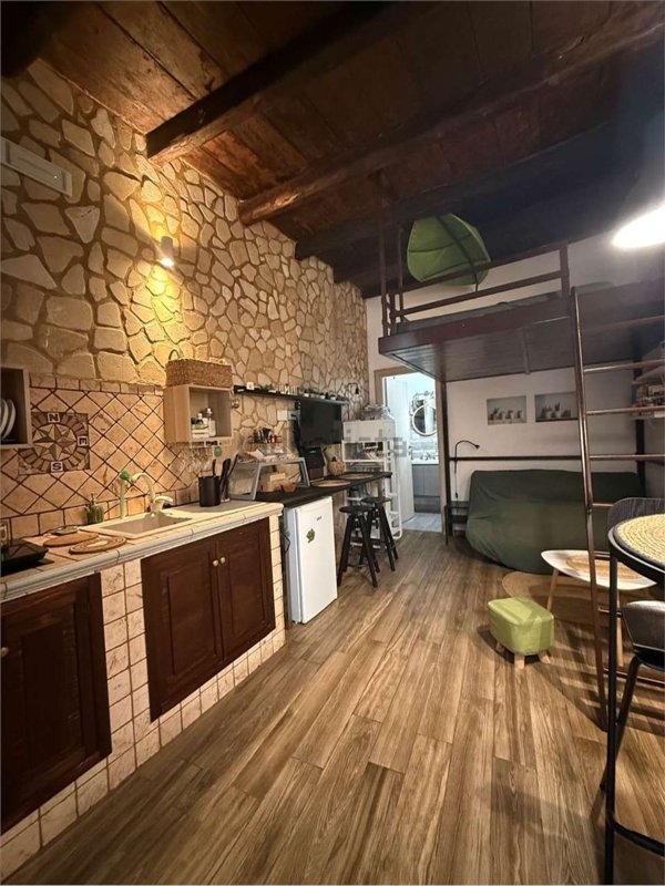 appartamento in vendita a Siracusa in zona Isola Ortigia