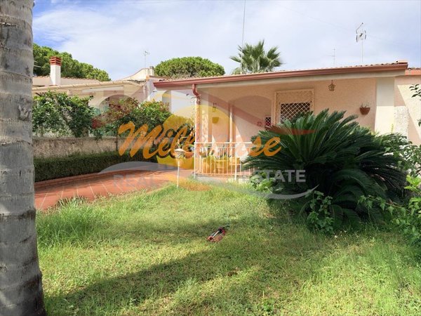 casa indipendente in vendita a Siracusa in zona Borgata