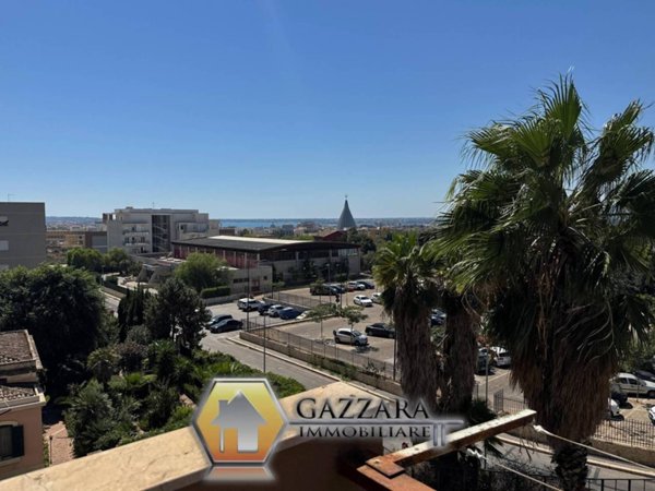 appartamento in vendita a Siracusa in zona Grottasanta