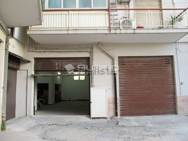 ufficio in vendita a Siracusa in zona Borgata