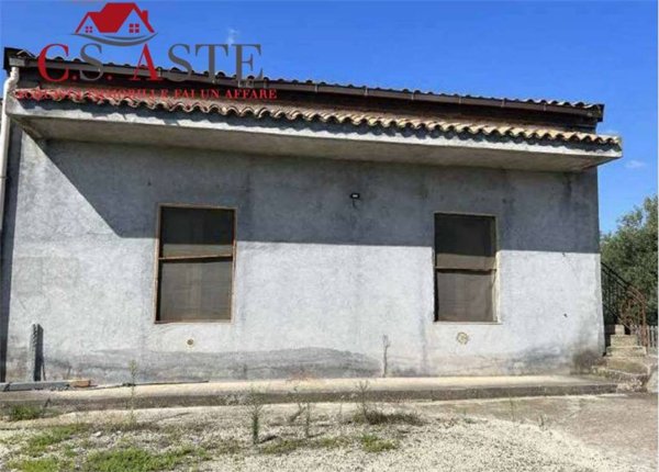 casa indipendente in vendita a Solarino