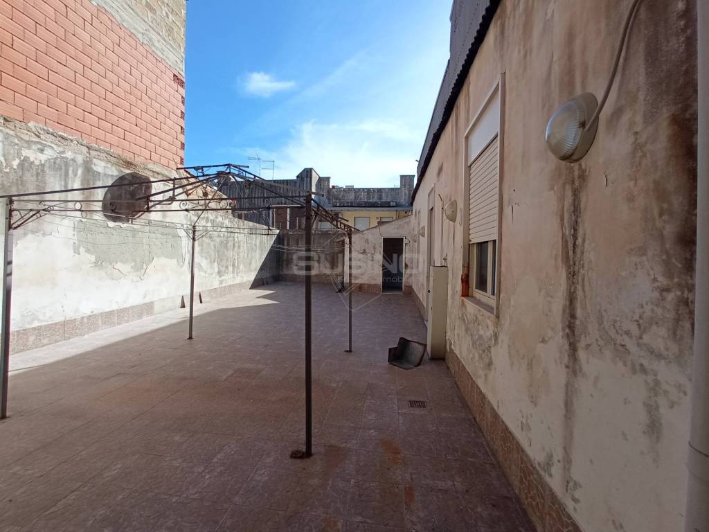 casa indipendente in vendita a Solarino