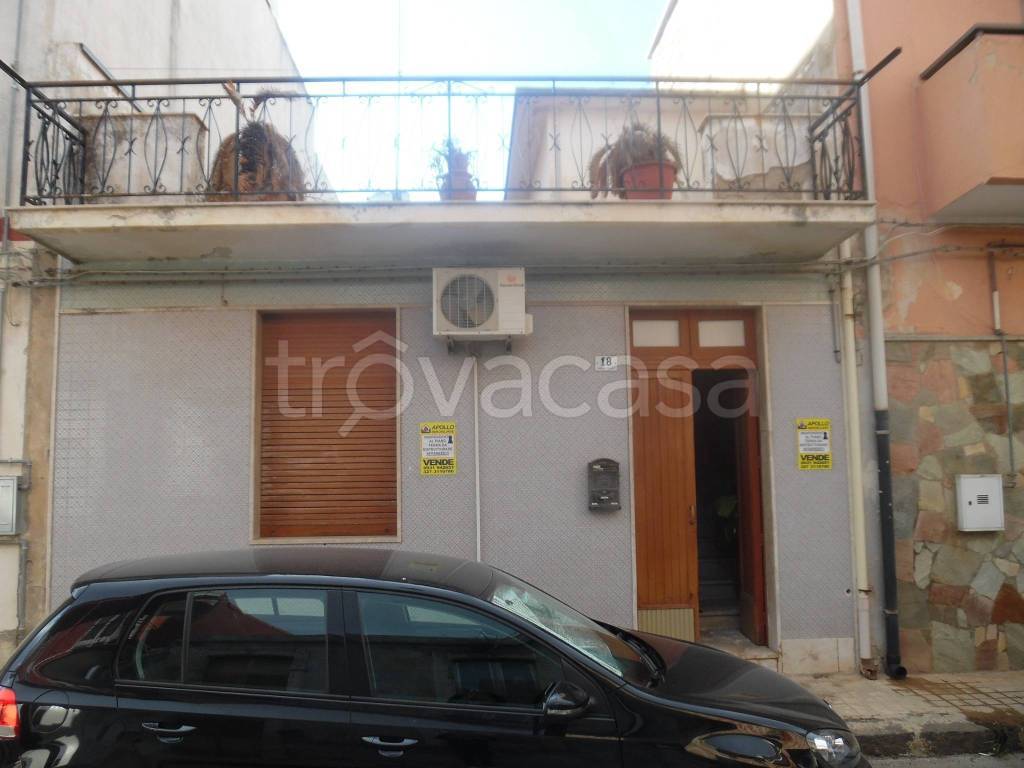 casa indipendente in vendita a Solarino