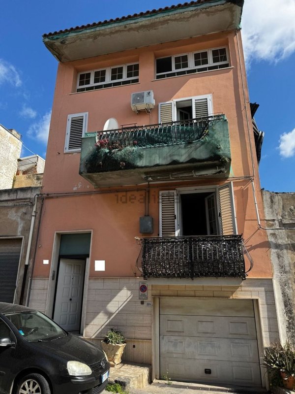 casa indipendente in vendita a Solarino