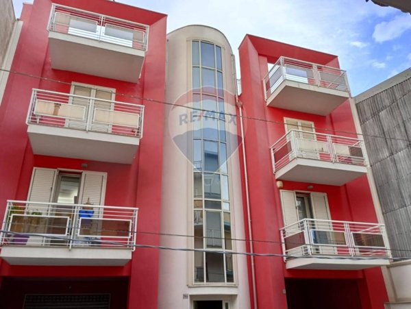 casa indipendente in vendita a Solarino