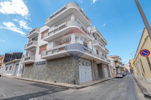 casa indipendente in vendita a Solarino