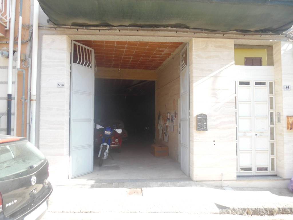 casa indipendente in vendita a Solarino