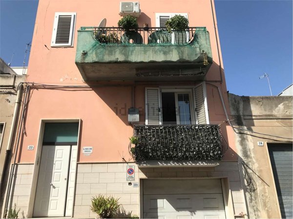 casa indipendente in vendita a Solarino