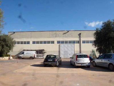 locale di sgombero in vendita a Solarino