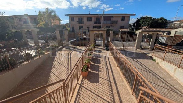 casa indipendente in vendita a Solarino