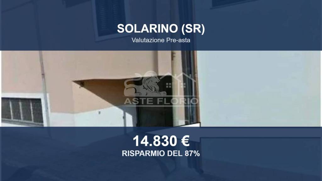 locale commerciale in vendita a Solarino