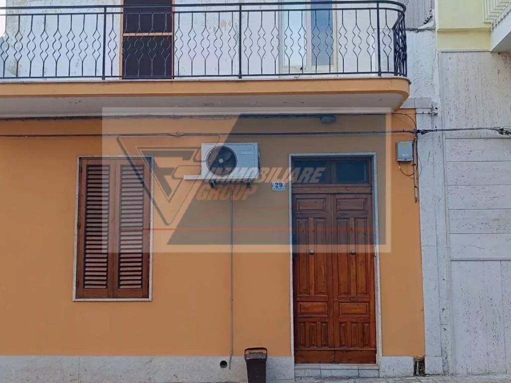 intera palazzina in vendita a Solarino