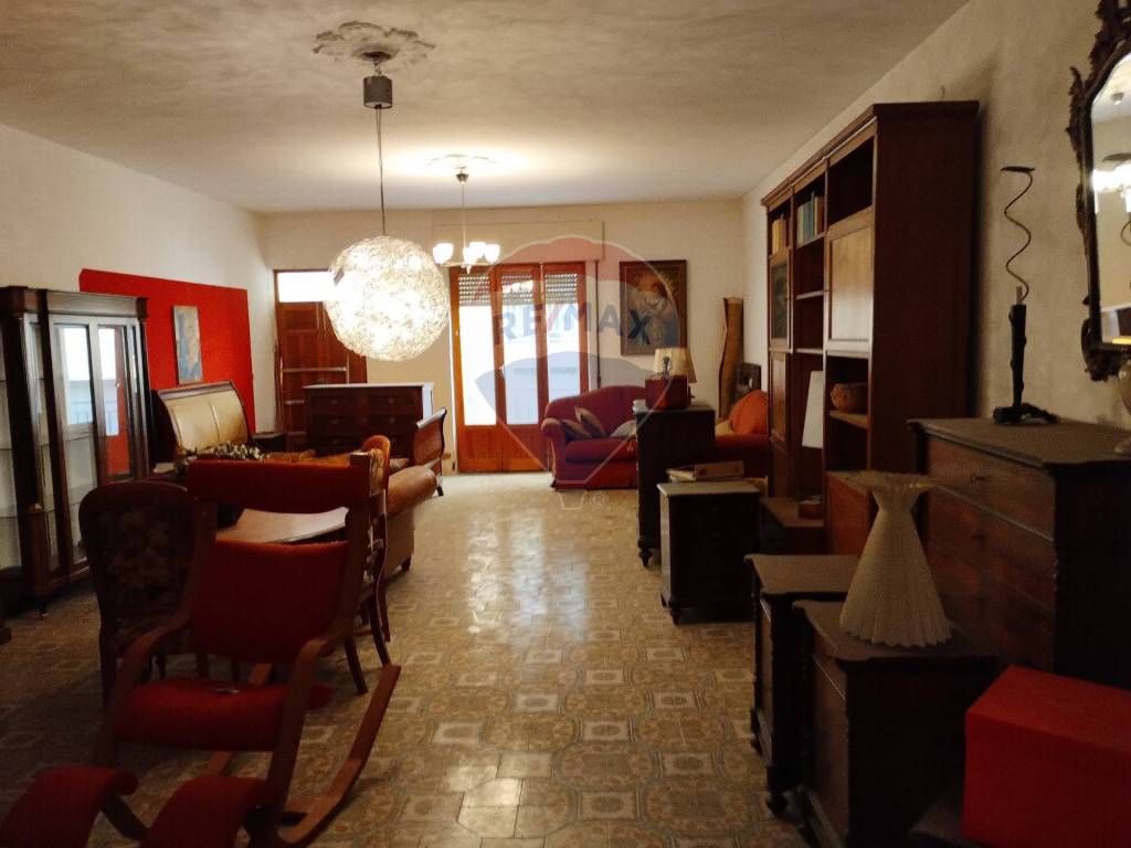 casa indipendente in vendita a Sortino