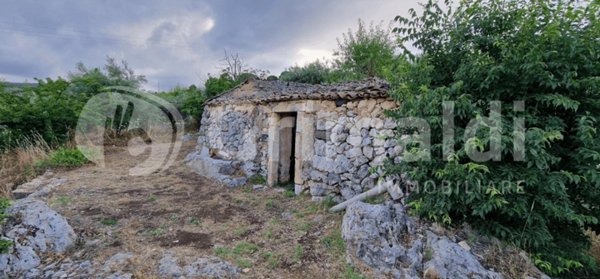 terreno agricolo in vendita a Sortino