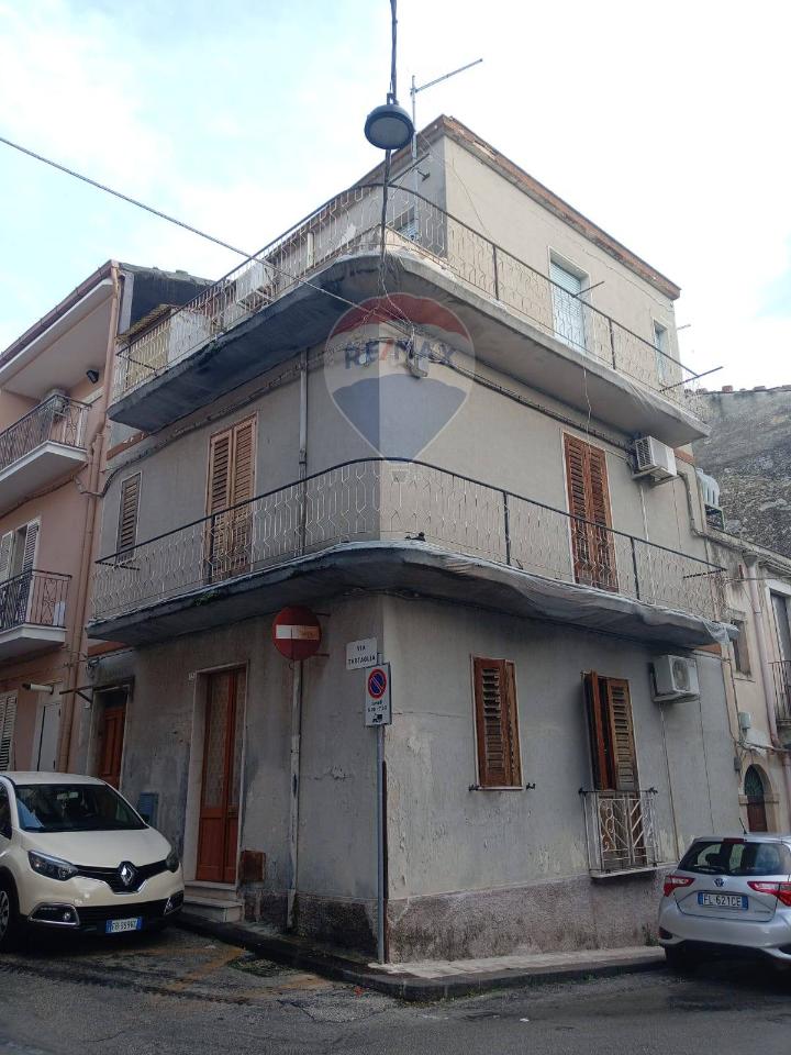casa indipendente in vendita a Sortino