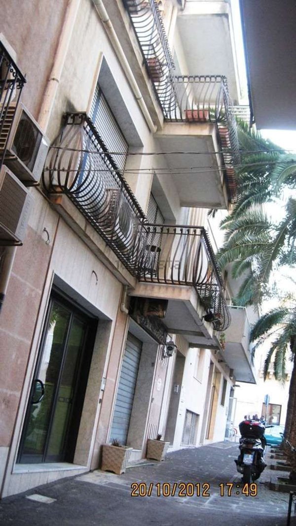 negozio in vendita a Sortino