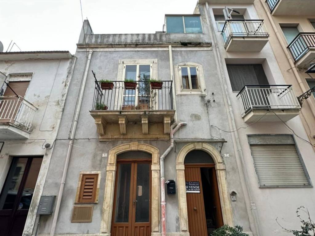 casa indipendente in vendita a Sortino