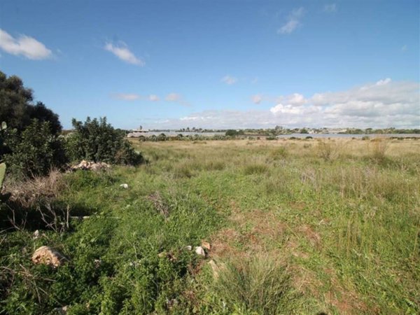 terreno edificabile in vendita a Portopalo di Capo Passero