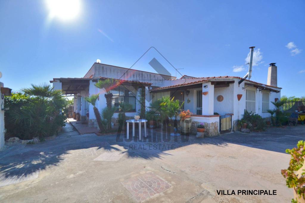 casa indipendente in vendita a Portopalo di Capo Passero