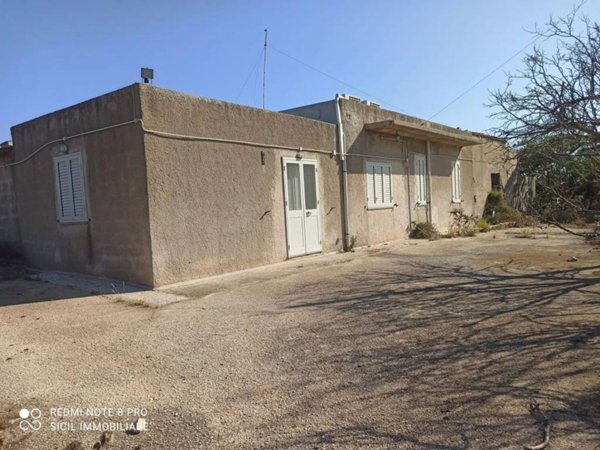 casa indipendente in vendita a Portopalo di Capo Passero