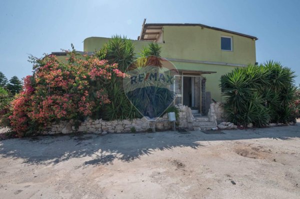 casa indipendente in vendita a Portopalo di Capo Passero