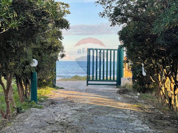 terreno agricolo in vendita a Portopalo di Capo Passero