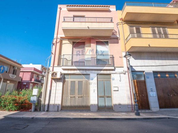 casa indipendente in vendita a Portopalo di Capo Passero