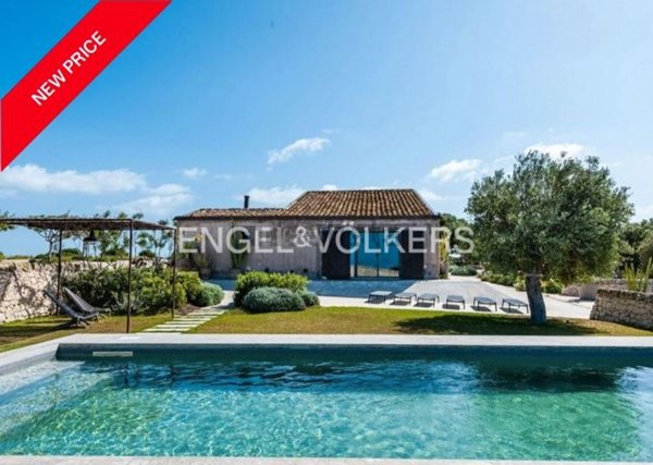 casa indipendente in vendita a Portopalo di Capo Passero