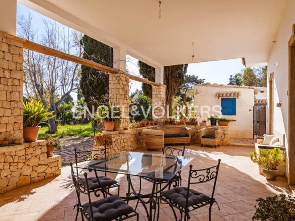 casa indipendente in vendita a Portopalo di Capo Passero