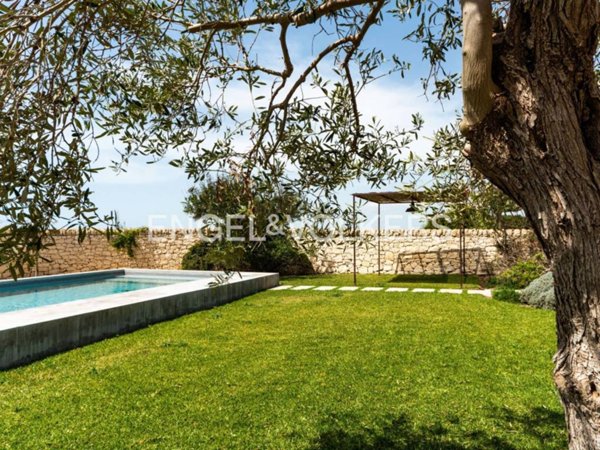 casa indipendente in vendita a Portopalo di Capo Passero