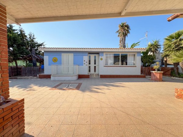 casa indipendente in vendita a Portopalo di Capo Passero