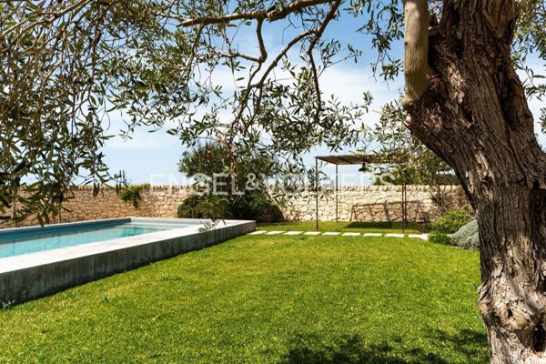casa indipendente in vendita a Portopalo di Capo Passero