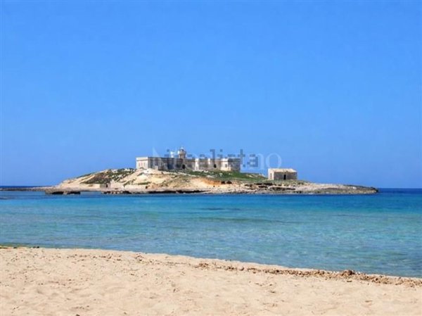 casa indipendente in vendita a Portopalo di Capo Passero