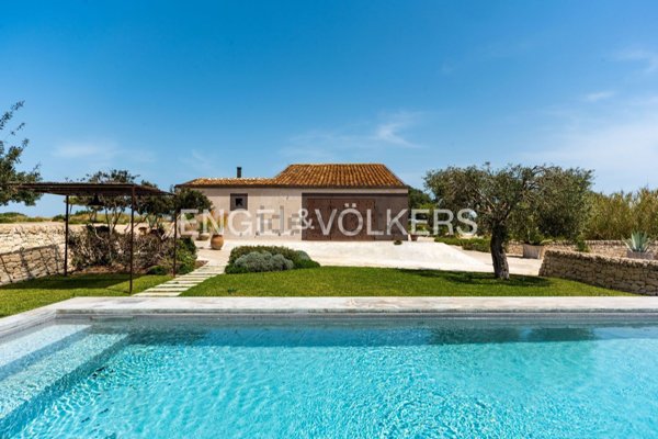 casa indipendente in vendita a Portopalo di Capo Passero