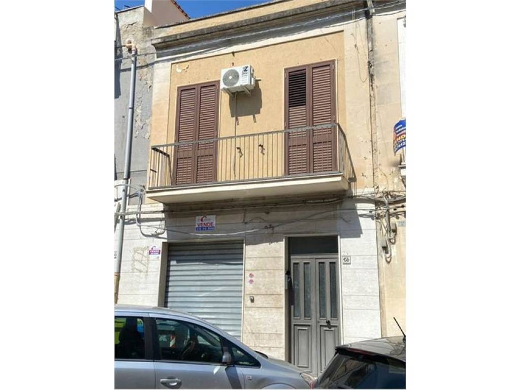negozio in vendita a Priolo Gargallo