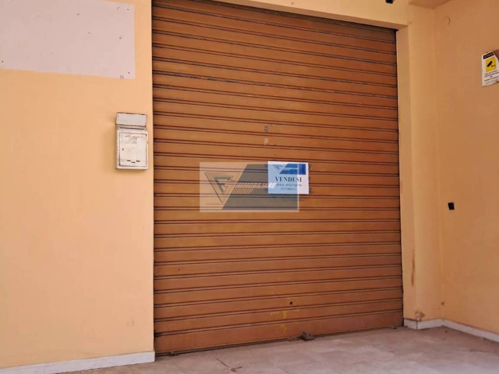 negozio in vendita a Priolo Gargallo