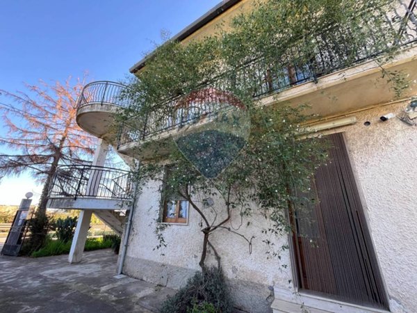 casa indipendente in vendita a Priolo Gargallo
