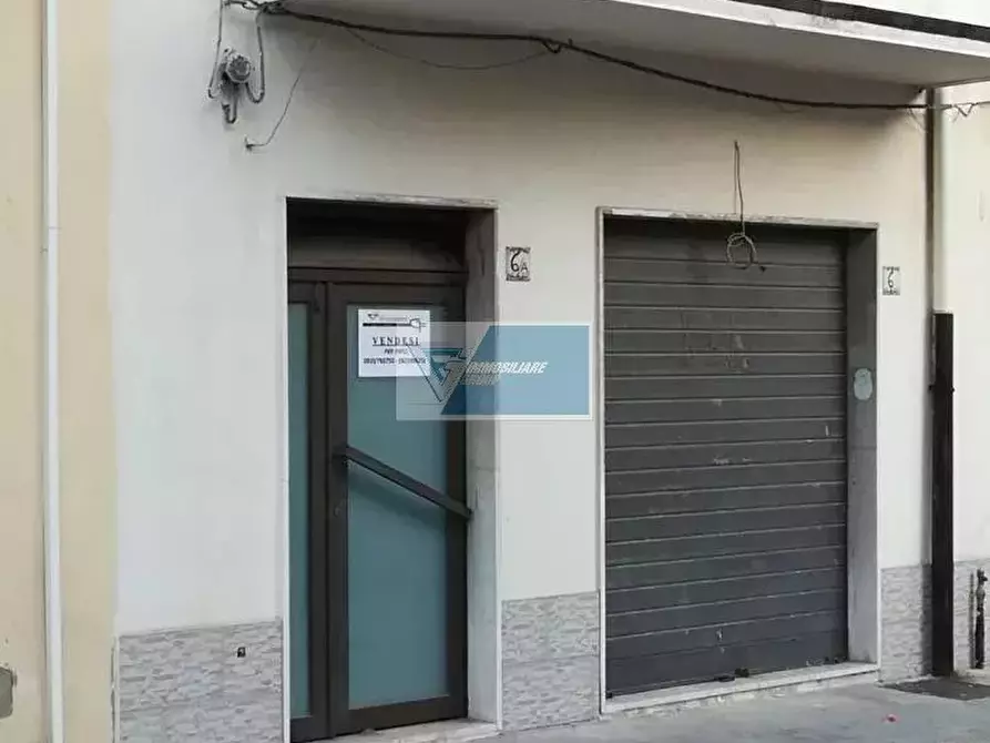 locale commerciale in vendita a Priolo Gargallo
