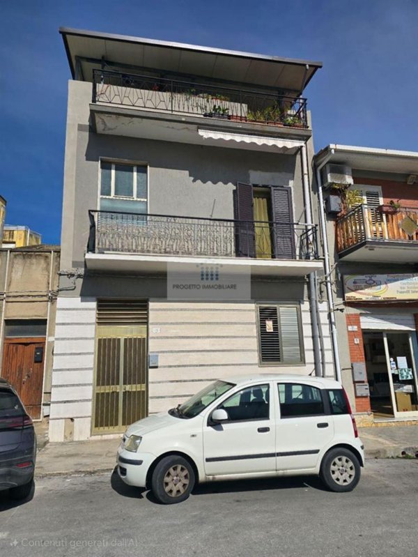 casa indipendente in vendita a Priolo Gargallo