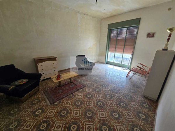 casa indipendente in vendita a Priolo Gargallo