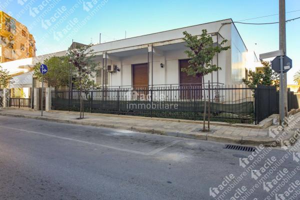 casa indipendente in vendita a Priolo Gargallo