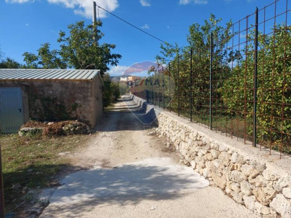 terreno agricolo in vendita a Priolo Gargallo