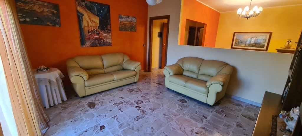 casa indipendente in vendita a Priolo Gargallo