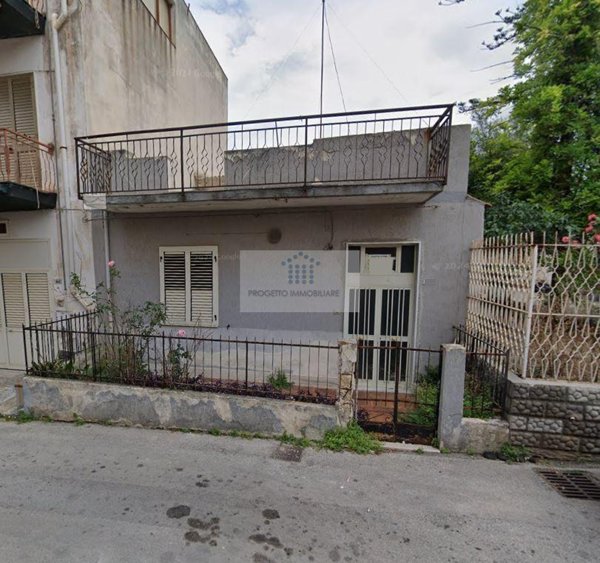 casa indipendente in vendita a Priolo Gargallo