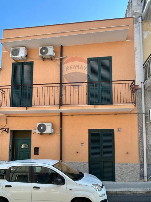 casa indipendente in vendita a Priolo Gargallo