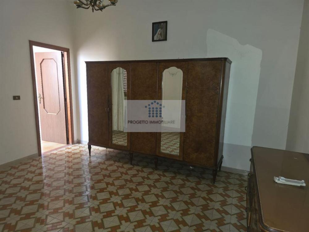 casa indipendente in vendita a Priolo Gargallo