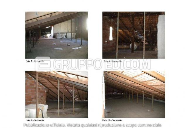 locale commerciale in vendita a Priolo Gargallo