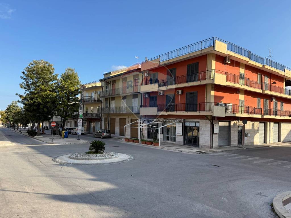 negozio in vendita a Priolo Gargallo