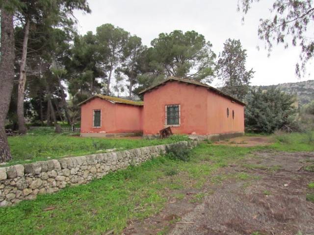 casa indipendente in vendita a Priolo Gargallo